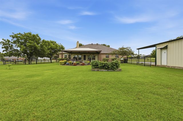 2732 Rawhide Court, Haslet, TX 76052
