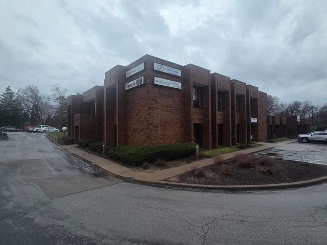 3425 E Locust Street 202, Davenport, IA 52807