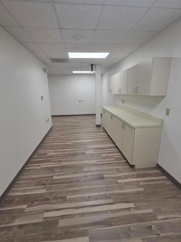 3425 E Locust Street 202, Davenport, IA 52807