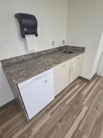 3425 E Locust Street 202, Davenport, IA 52807