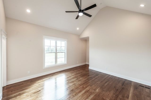1060 Mill Brook Way, Gallatin, TN 37066