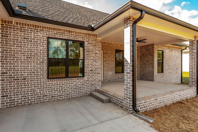 1060 Mill Brook Way, Gallatin, TN 37066