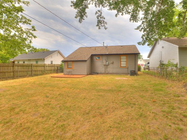 515 E Greeley Street, Broken Arrow, OK 74012