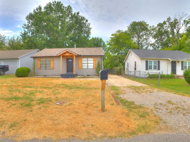 515 E Greeley Street, Broken Arrow, OK 74012