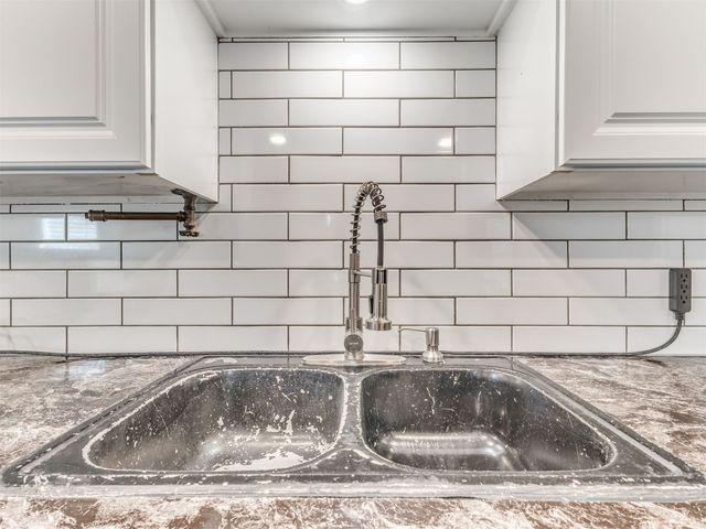 515 E Greeley Street, Broken Arrow, OK 74012