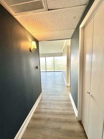 4215 Harding Pike Apt 903, Nashville, TN 37205