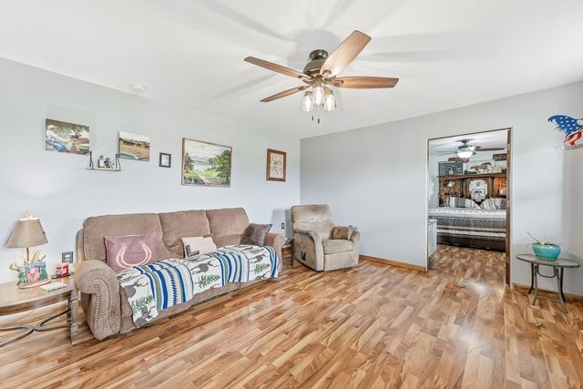 6147 NW 50th St, El Dorado, KS 67042