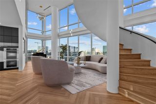 2430 Victory Park Lane 2509, Dallas, TX 75219