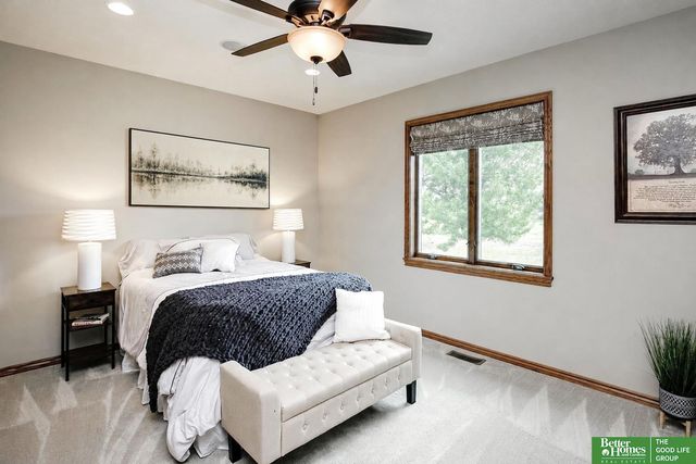 3211 Deer Run, Fremont, NE 68025