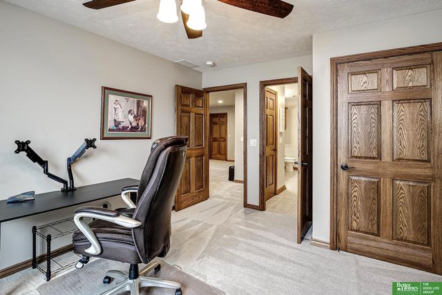 3211 Deer Run, Fremont, NE 68025