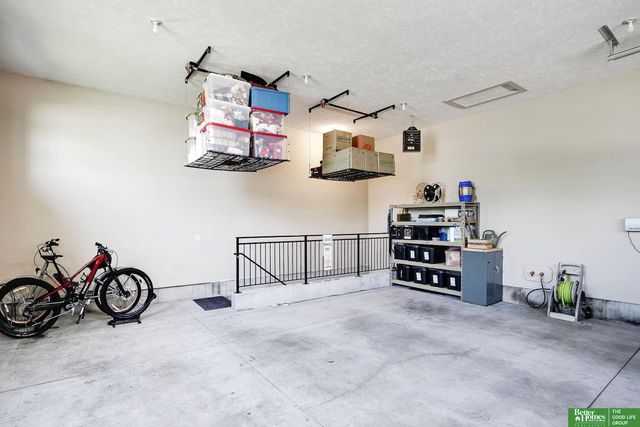 3211 Deer Run, Fremont, NE 68025