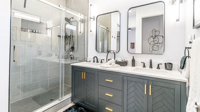 3615 Durango Trail, Granbury, TX 76048