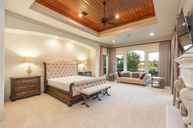 14 Ivy Bend Lane, Sugar Land, TX 77479