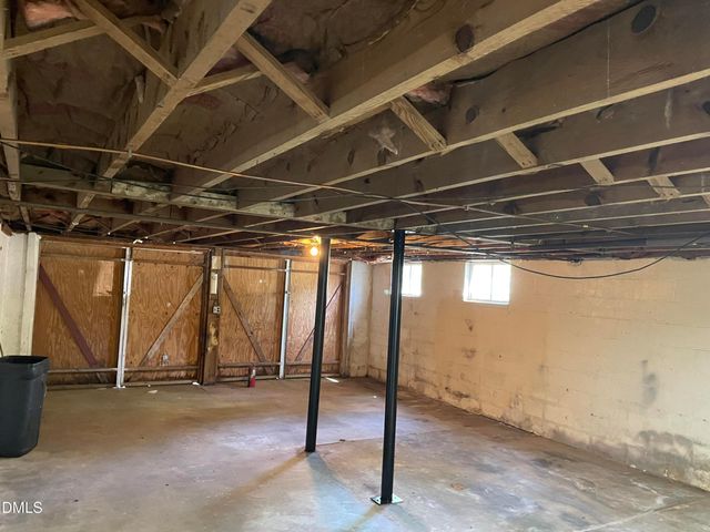 305 Laurel Hill Drive, Burlington, NC 27215