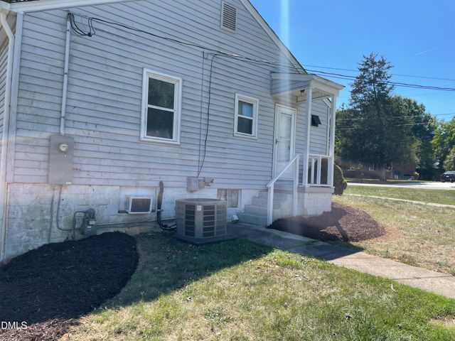 305 Laurel Hill Drive, Burlington, NC 27215