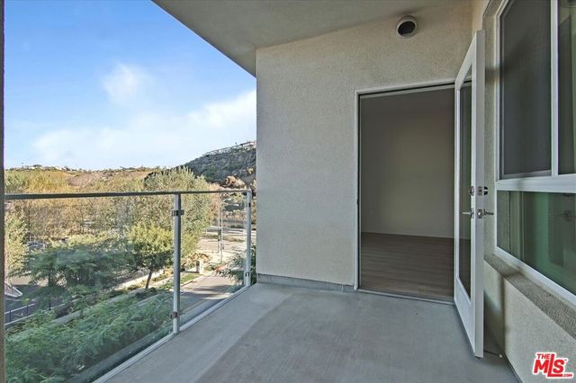 12655 Bluff Creek Drive 304, Los Angeles, CA 90094