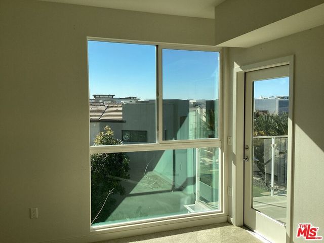 12655 Bluff Creek Drive 304, Los Angeles, CA 90094