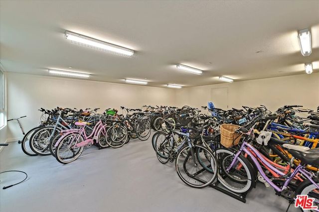 12655 Bluff Creek Drive 304, Los Angeles, CA 90094