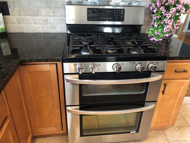 10 Debron Court, Centereach, NY 11720