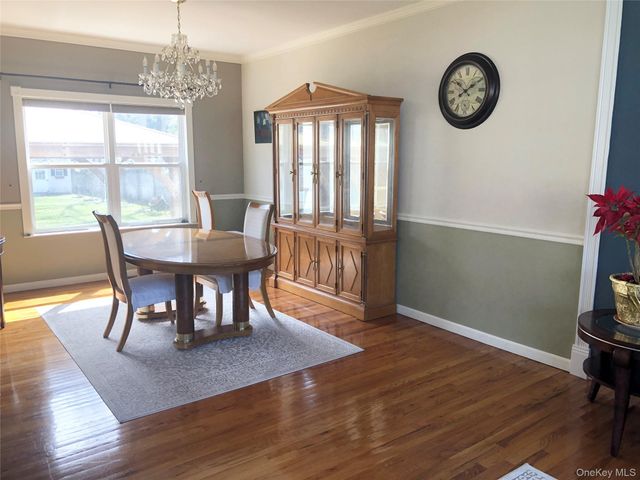 10 Debron Court, Centereach, NY 11720
