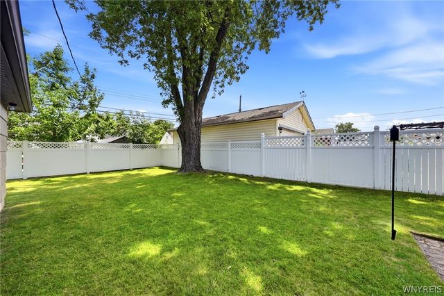 283 Wilmington Avenue, Tonawanda, NY 14150