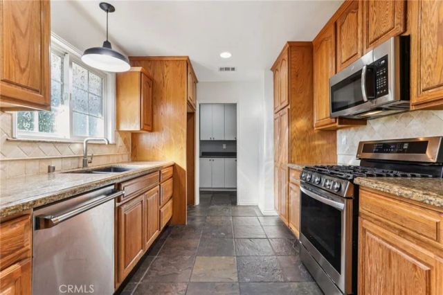 1248 E Saint James, Orange, CA 92865