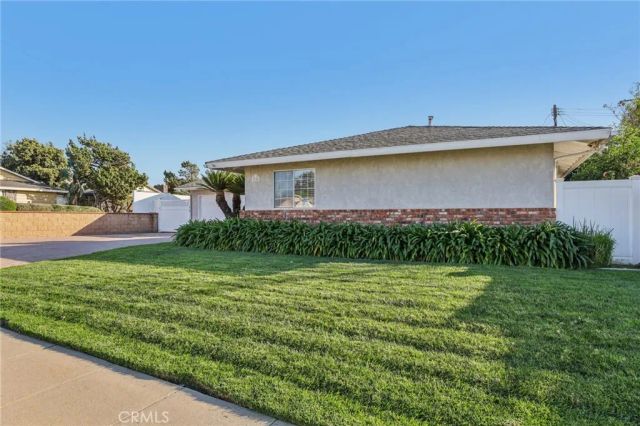 1248 E Saint James, Orange, CA 92865
