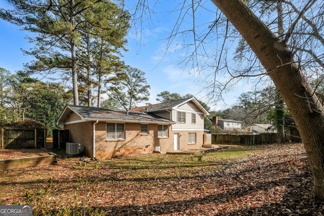 543 Tahoe Circle, Stone Mountain, GA 30083