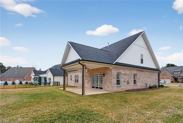 3905 Wynne Brook Court, High Point, NC 27265