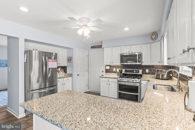 3776 LONDON BRIDGE RD, Sykesville, MD 21784