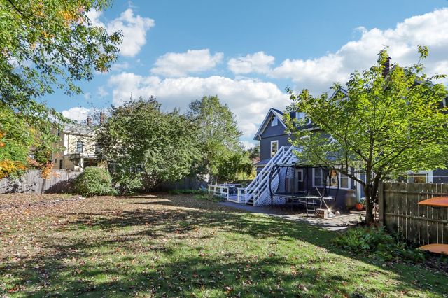 20 Russell Ter 3, Arlington, MA 02474