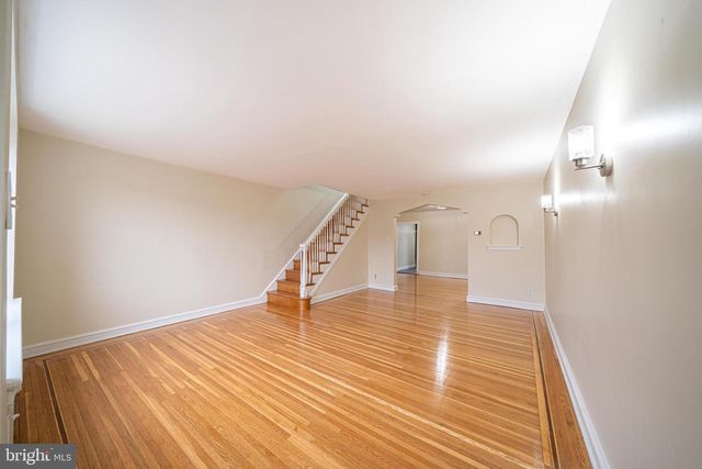 423 ALCOTT ST, Philadelphia, PA 19120