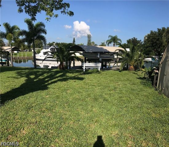 2143 W Tobago CIR, Fort Myers, FL 33905