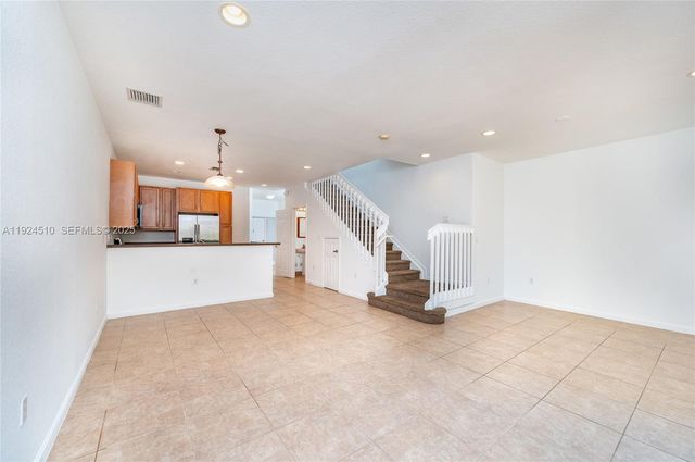 3105 NW 25th Terrace 3105, Oakland Park, FL 33309