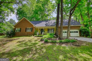 2678 Sherman Oaks Drive, Snellville, GA 30039