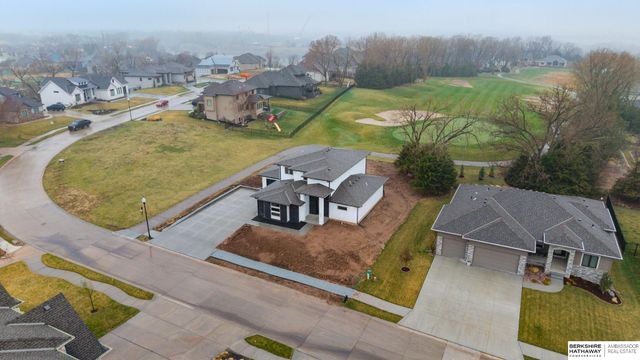 1649 E Ridge Way, Ashland, NE 68003