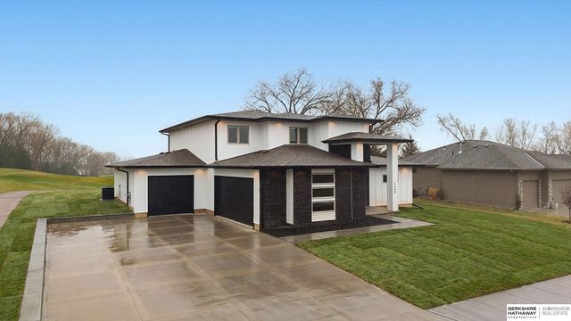 1649 E Ridge Way, Ashland, NE 68003