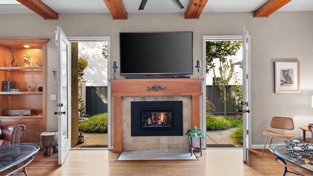 1050 Belmont Ln, Tracy, CA 95377