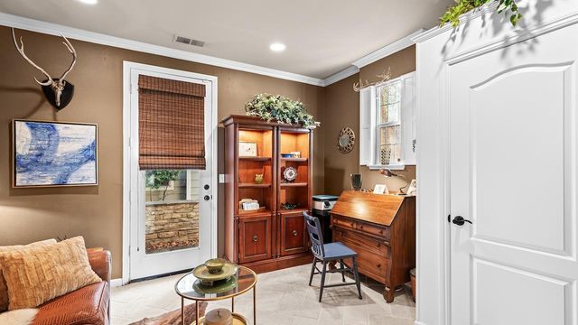 1050 Belmont Ln, Tracy, CA 95377