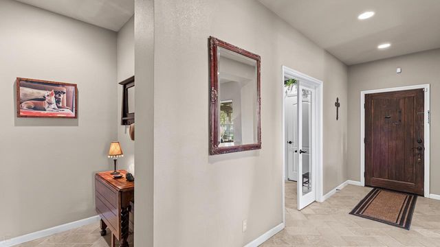 1050 Belmont Ln, Tracy, CA 95377