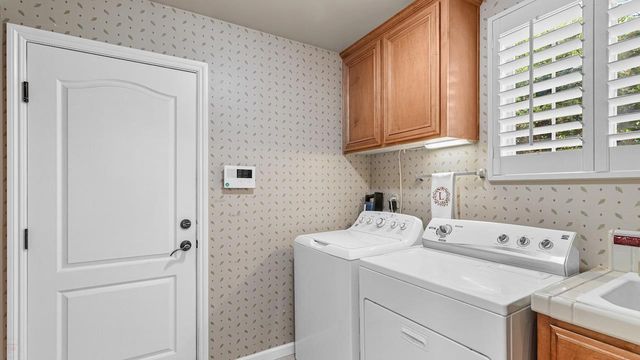 1050 Belmont Ln, Tracy, CA 95377