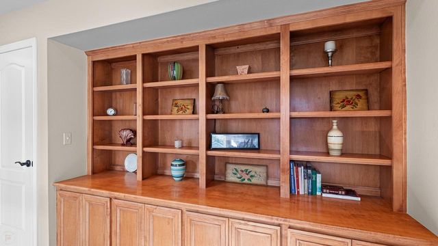 1050 Belmont Ln, Tracy, CA 95377