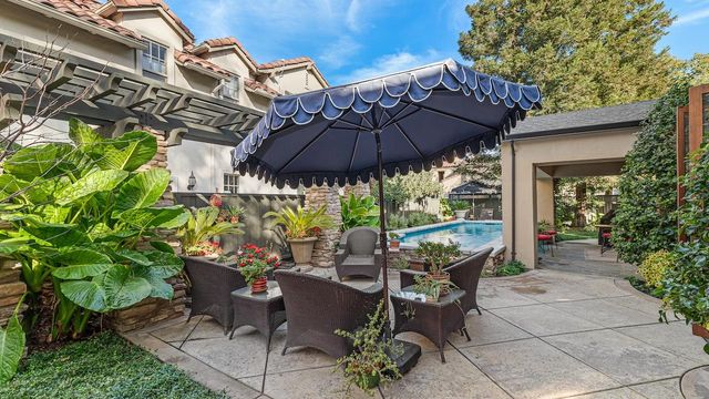 1050 Belmont Ln, Tracy, CA 95377