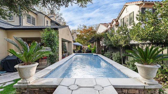 1050 Belmont Ln, Tracy, CA 95377