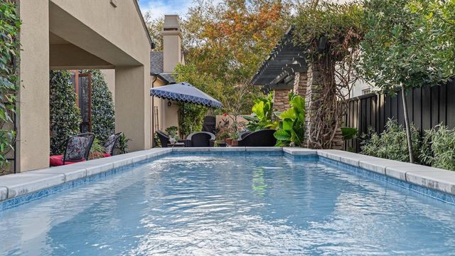 1050 Belmont Ln, Tracy, CA 95377