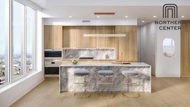 13818 Northern Blvd # 16B, New York City, NY 11354