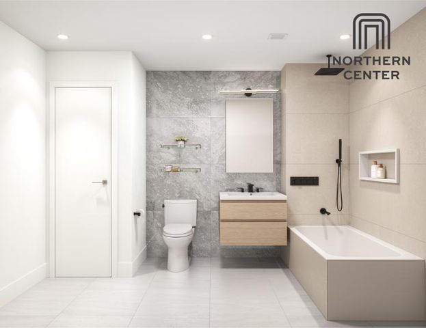 13818 Northern Blvd # 16B, New York City, NY 11354