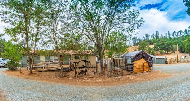 18000 W Clinton Rd, Jackson, CA 95642