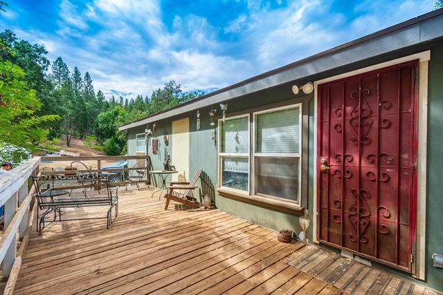 18000 W Clinton Rd, Jackson, CA 95642