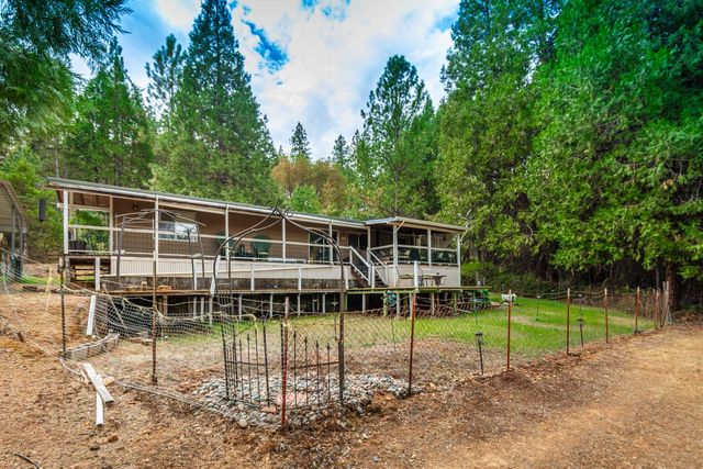18000 W Clinton Rd, Jackson, CA 95642